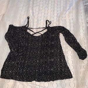 Patterned RipCurl Cold Shoulder Top